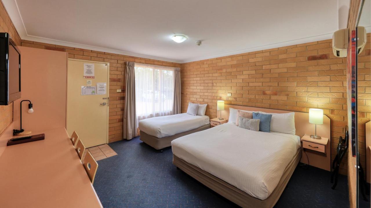 North Parkes Motel Exteriér fotografie