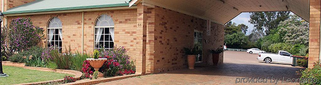 North Parkes Motel Exteriér fotografie